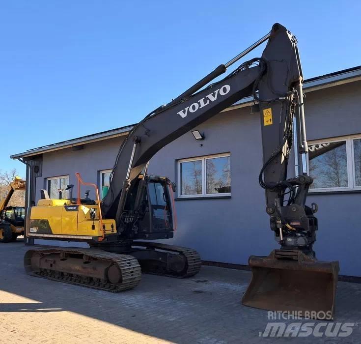 Volvo EC 220 DL Pelle sur chenilles