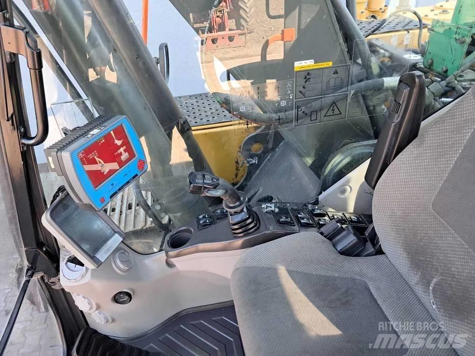 Volvo EC 220 DL Pelle sur chenilles