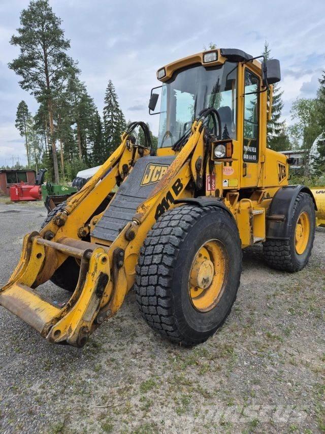 JCB 411B Chargeuse sur pneus