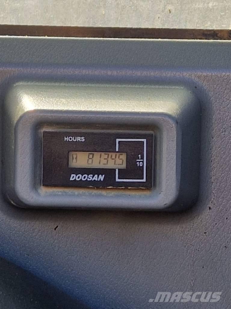 Doosan DX 140 LCR Pelle sur chenilles