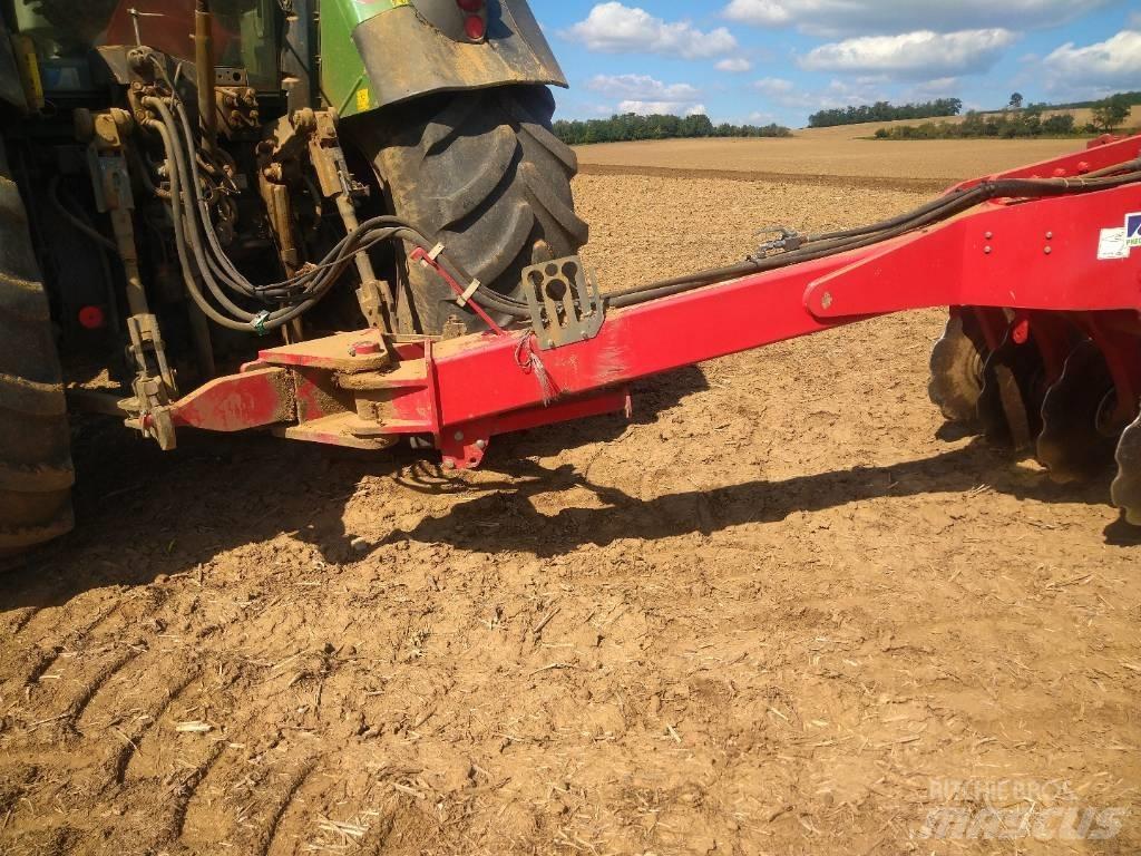 Horsch Tiger 3 MT Déchaumeur, cultivateur