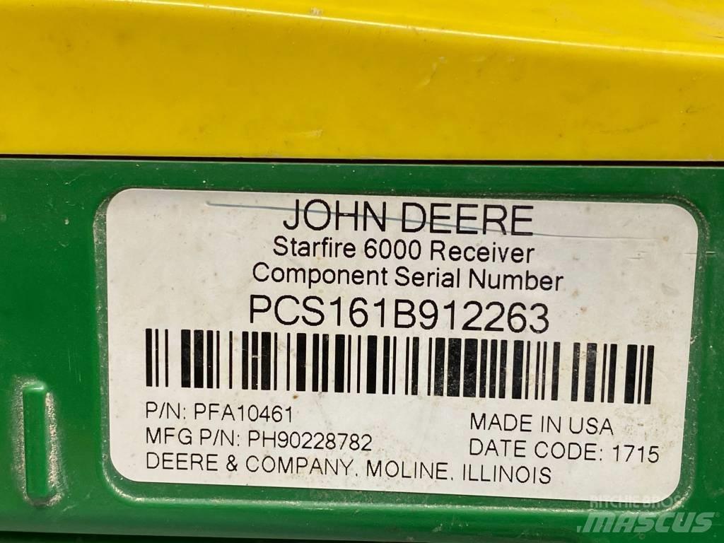 John Deere 6215 R Tracteur