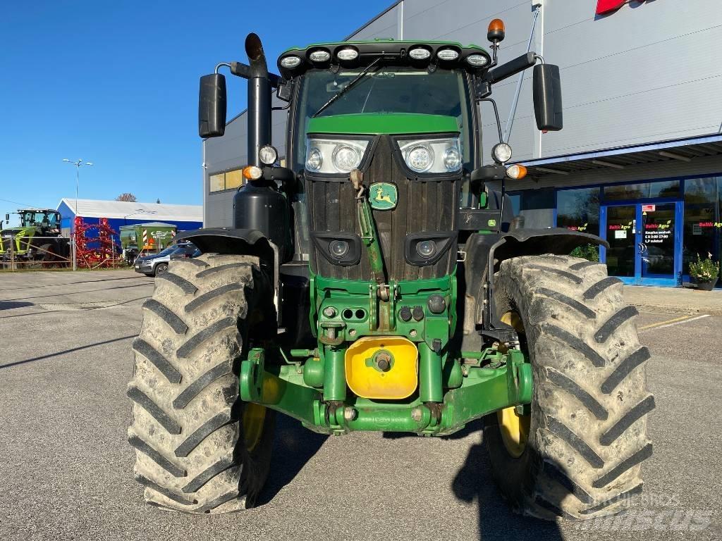 John Deere 6215 R Tracteur