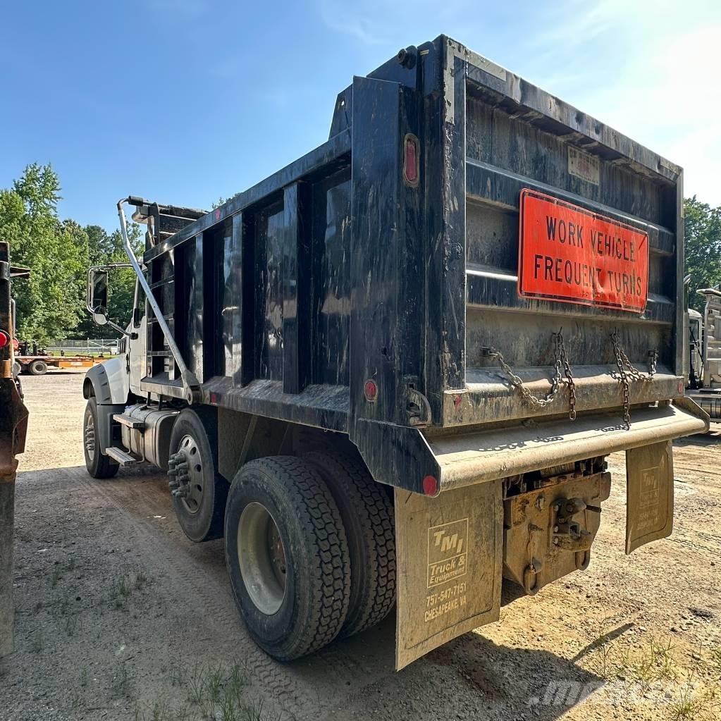 Mack GR 42 F9 Camion benne