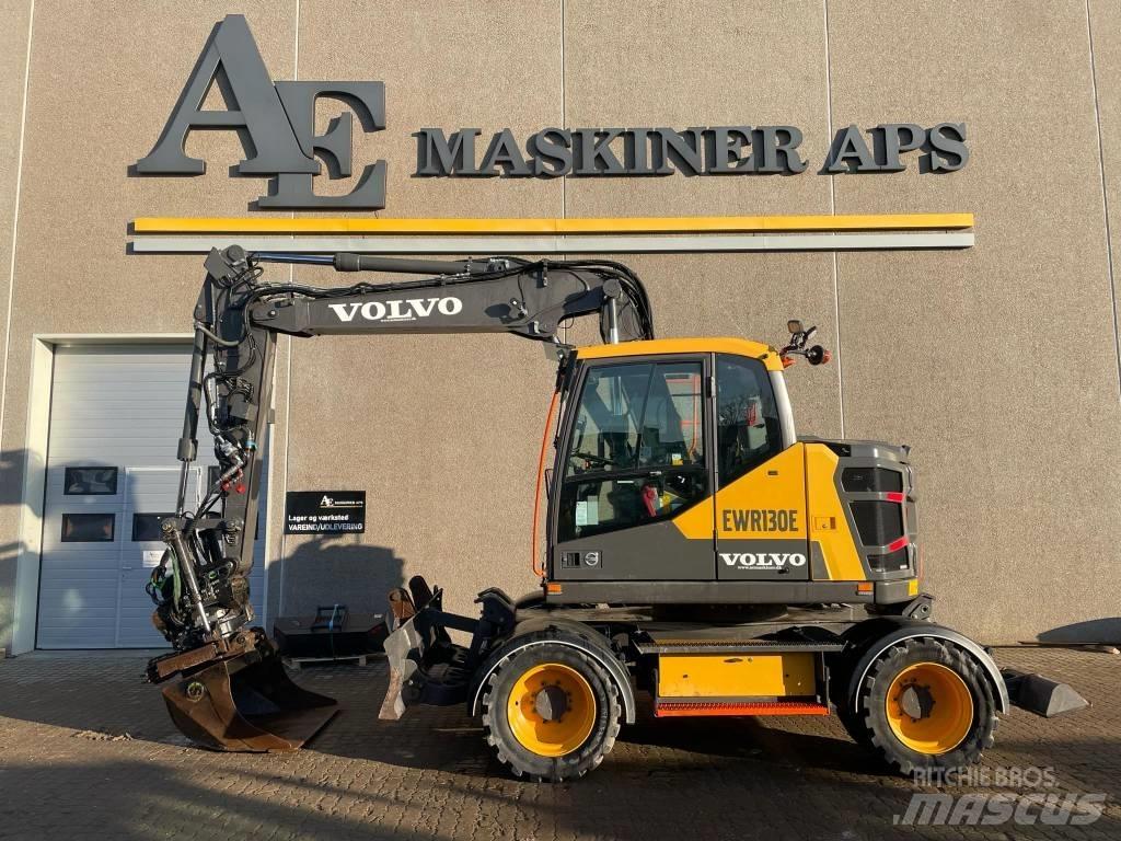 Volvo EWR130E Pelle sur pneus