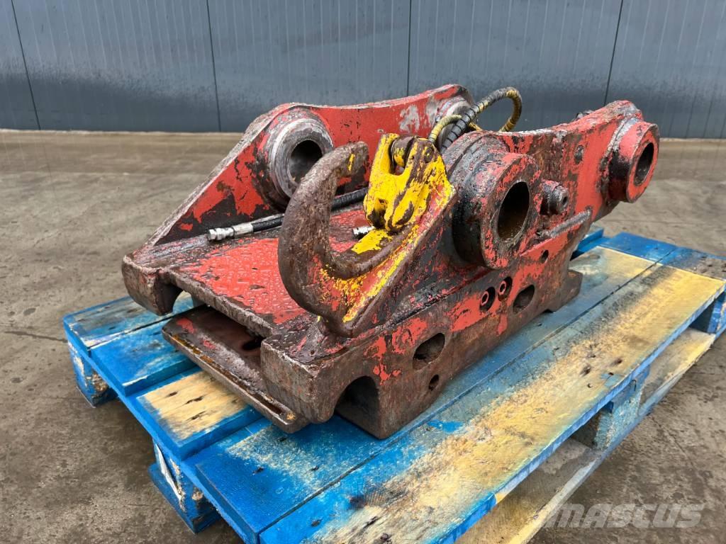 Engcon S70 - 323D Attache rapide pour godet