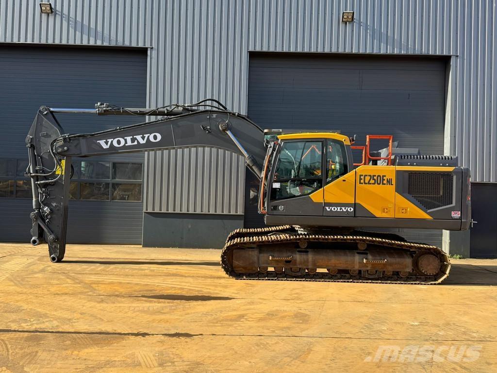 Volvo EC250ENL Pelle sur chenilles