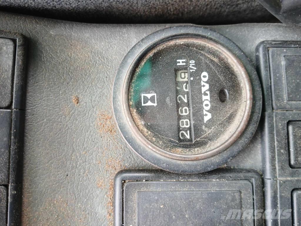 Volvo EC 360 B LC Pelle sur chenilles