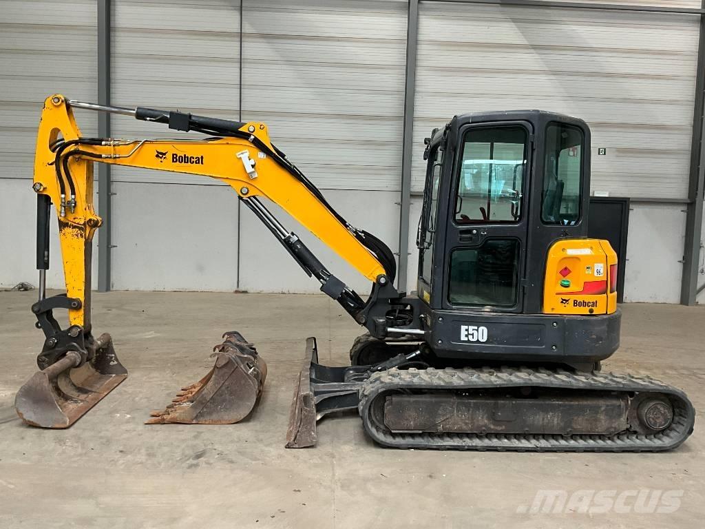 Bobcat E 50 Mini pelle < 7t