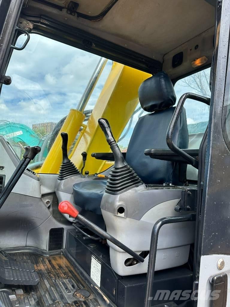Komatsu PC 78 US-6N0 Pelle sur chenilles