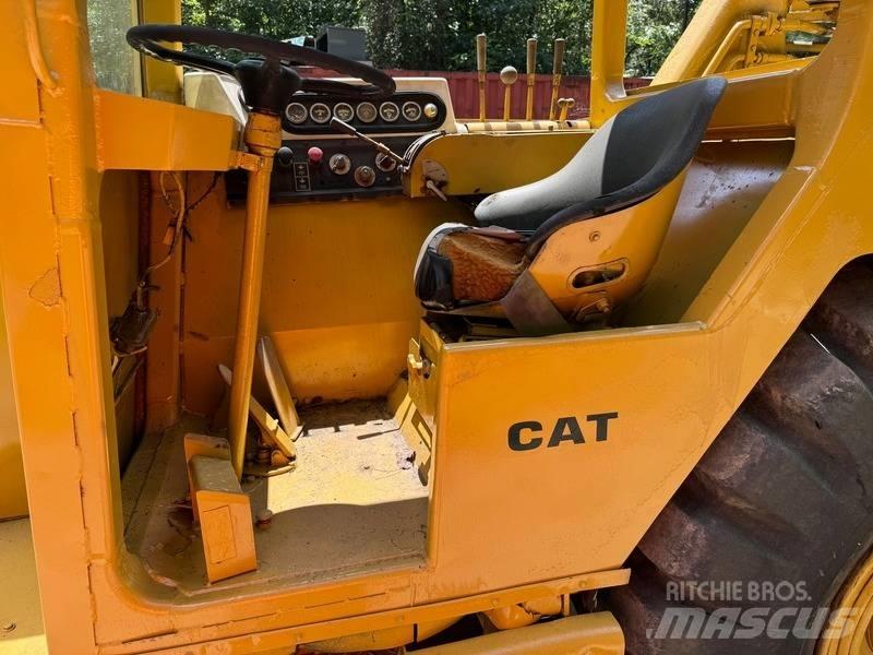 CAT 613 B Scraper