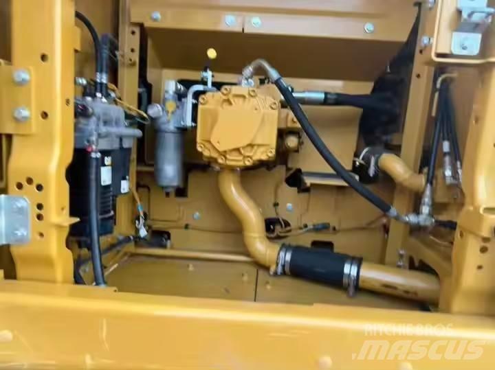 CAT CAT320GC Pelle sur chenilles