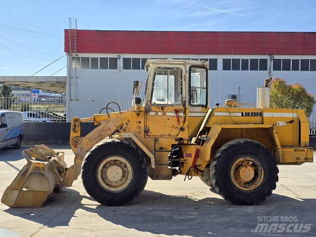 Liebherr L521 Chargeuse sur pneus