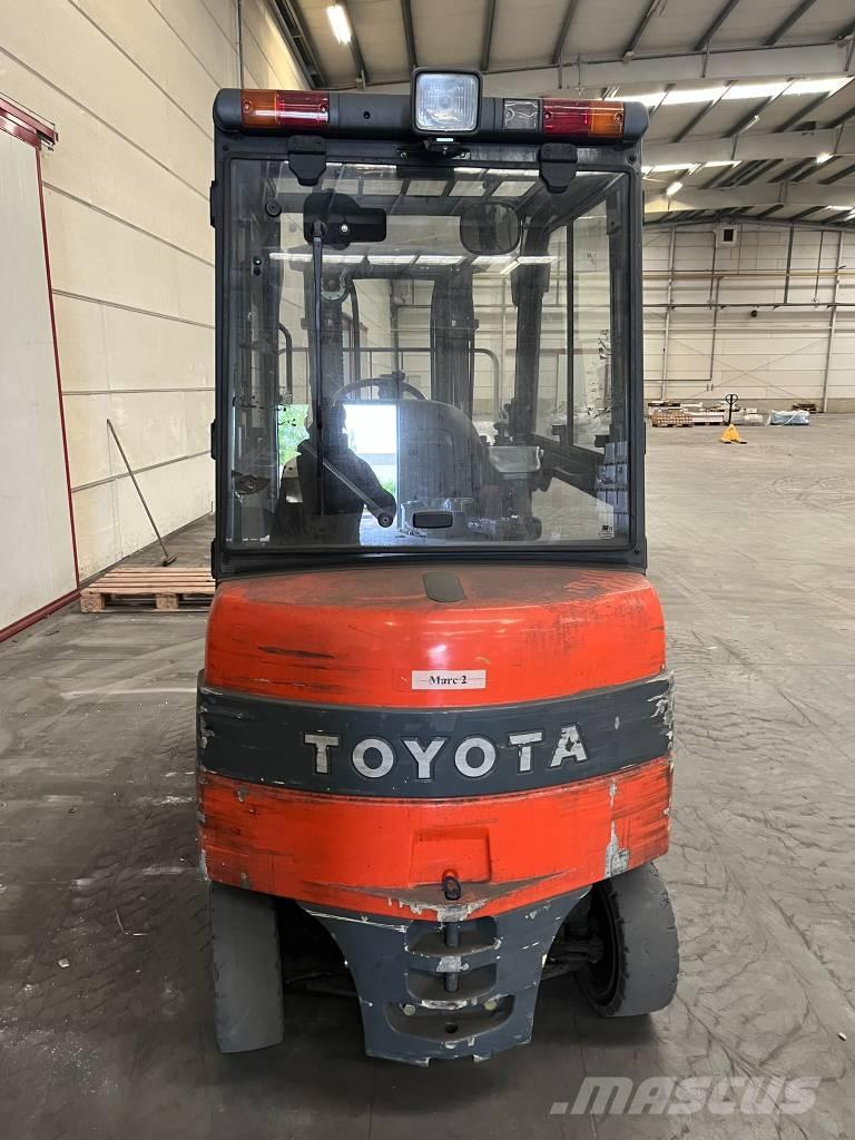 Toyota 7 FBMF 25 Chariots élévateurs électriques