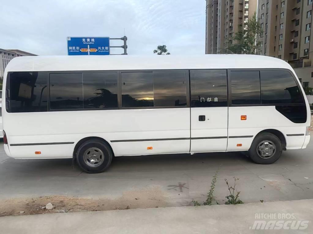 Toyota Coaster Autobus interurbain