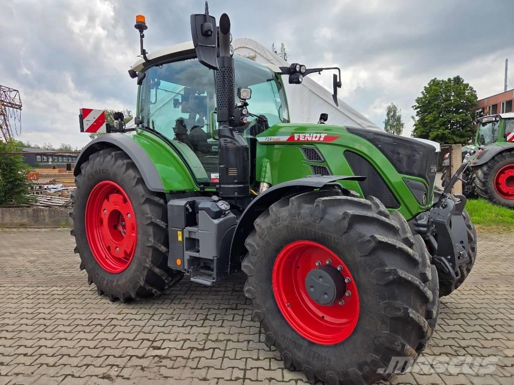 Fendt 724 Vario Tracteur