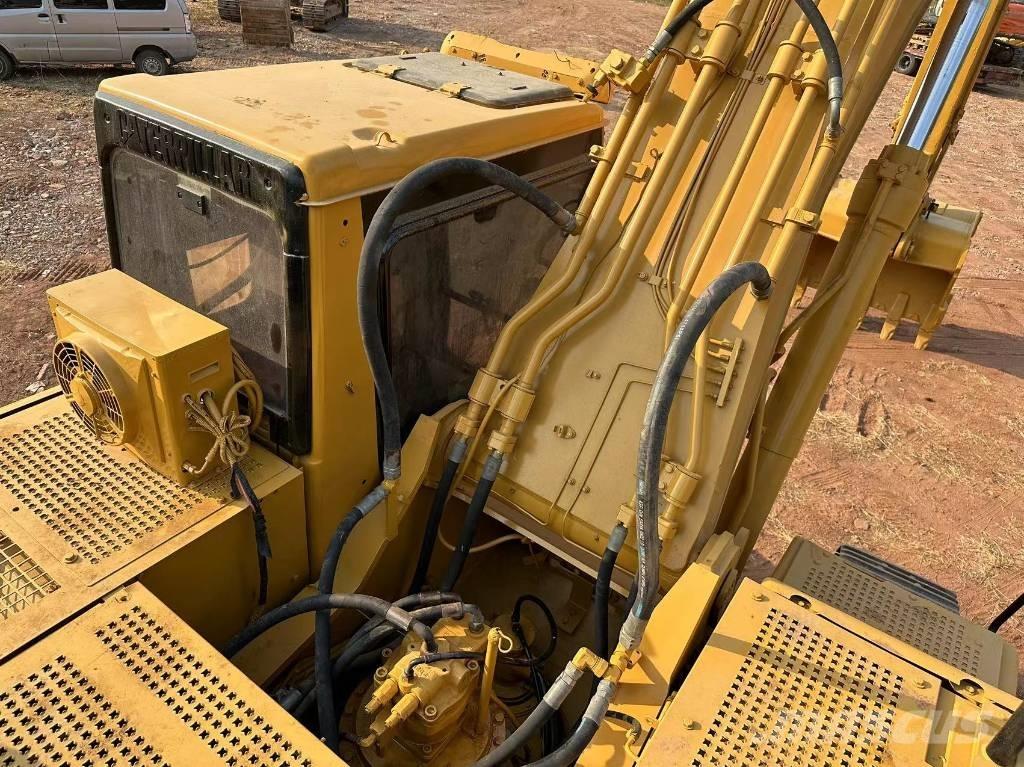 CAT 330B Pelle sur chenilles