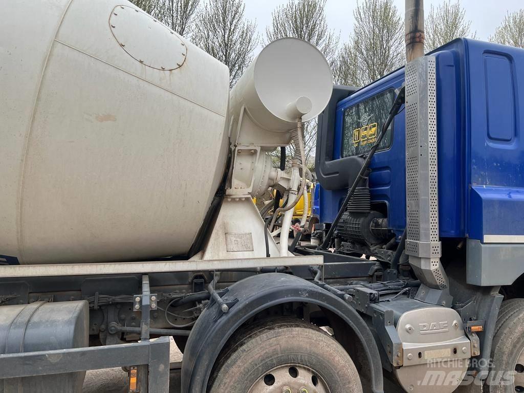 DAF CF85.410 Camion malaxeur