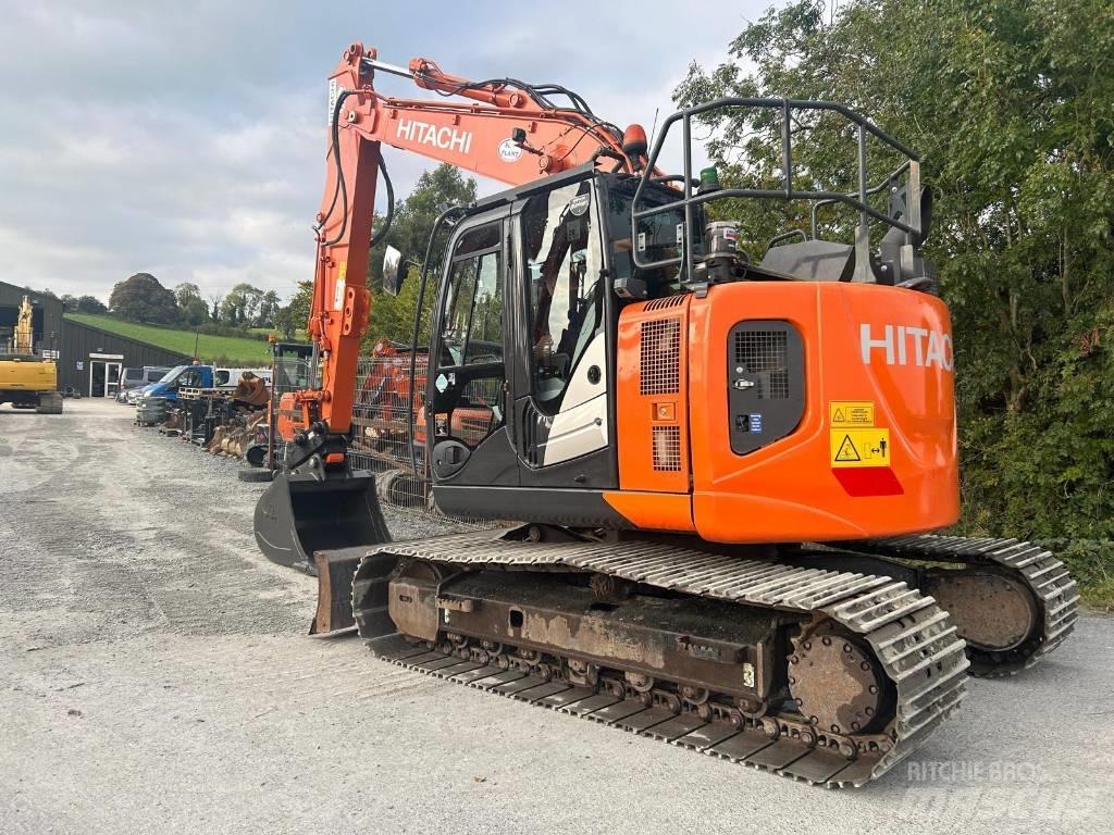 Hitachi ZX 135 US-6 Pelle sur chenilles