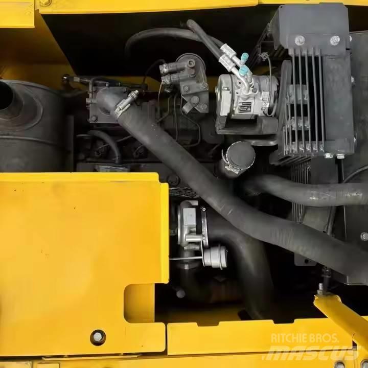 Komatsu PC 130 Pelle sur chenilles