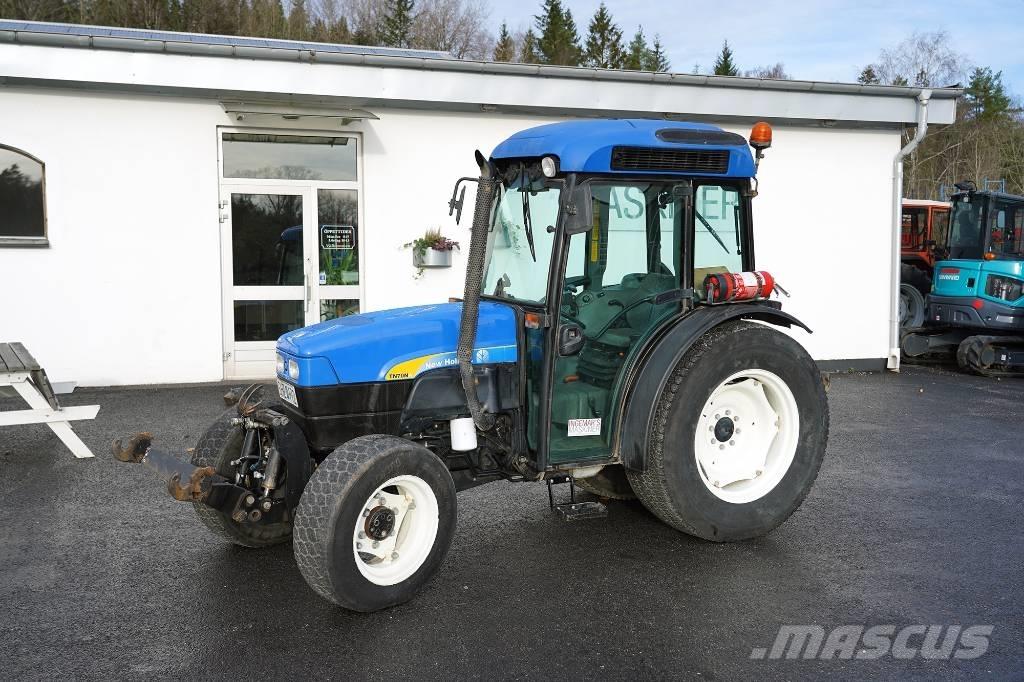 New Holland TN70NA Tracteur