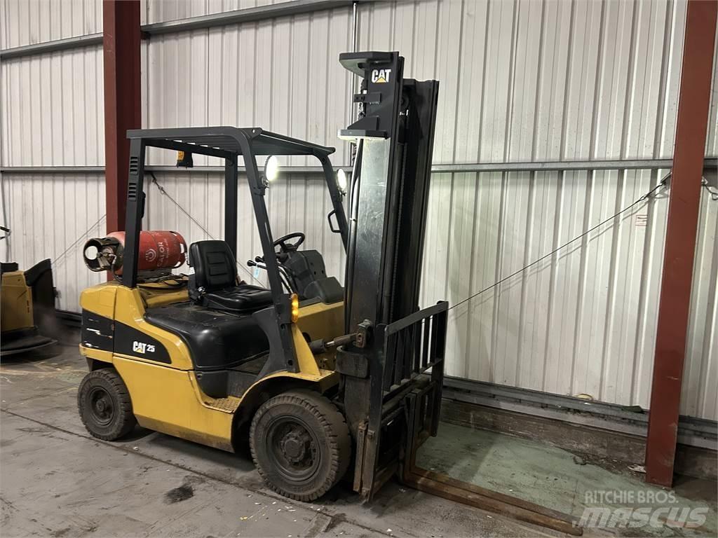CAT GP25NT Chariots GPL