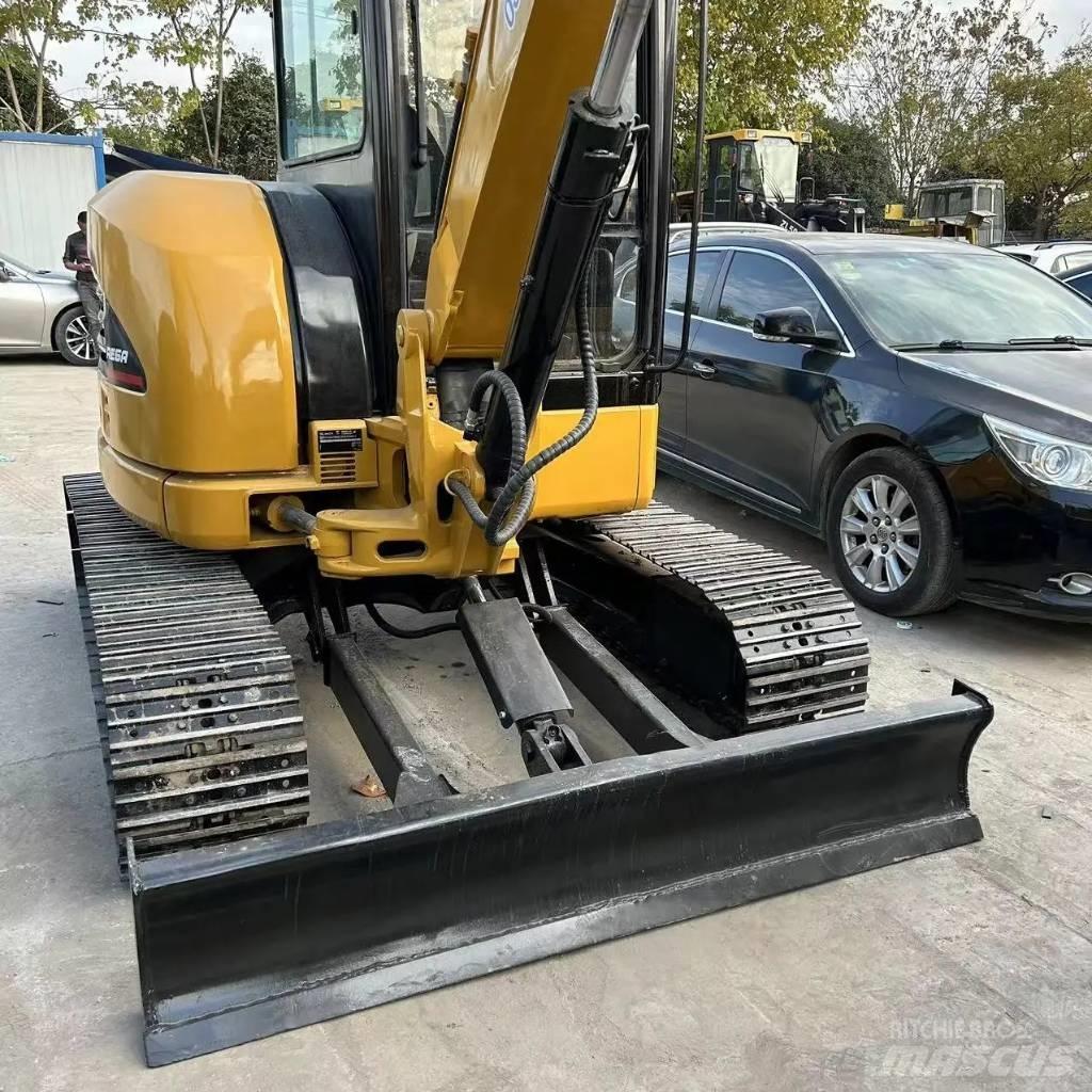 CAT 304 C CR Mini pelle < 7t