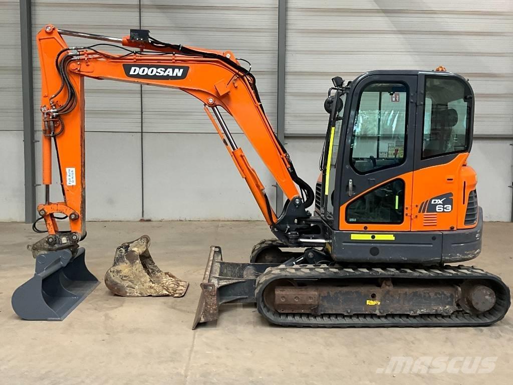 Doosan DX 63-3 Mini pelle < 7t