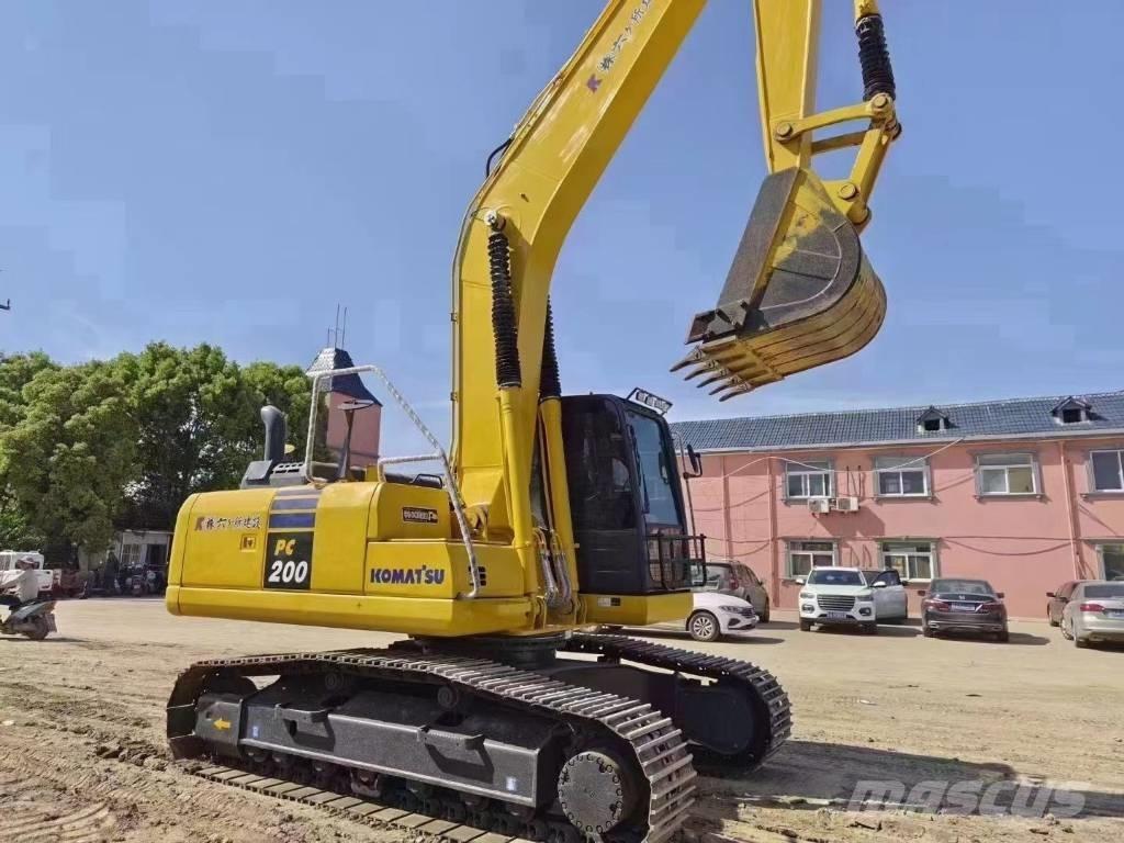 Komatsu PC 200-8 Pelle sur chenilles
