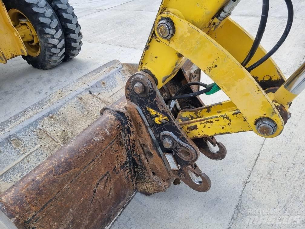 Komatsu PW 118 MR-8 Pelle sur pneus