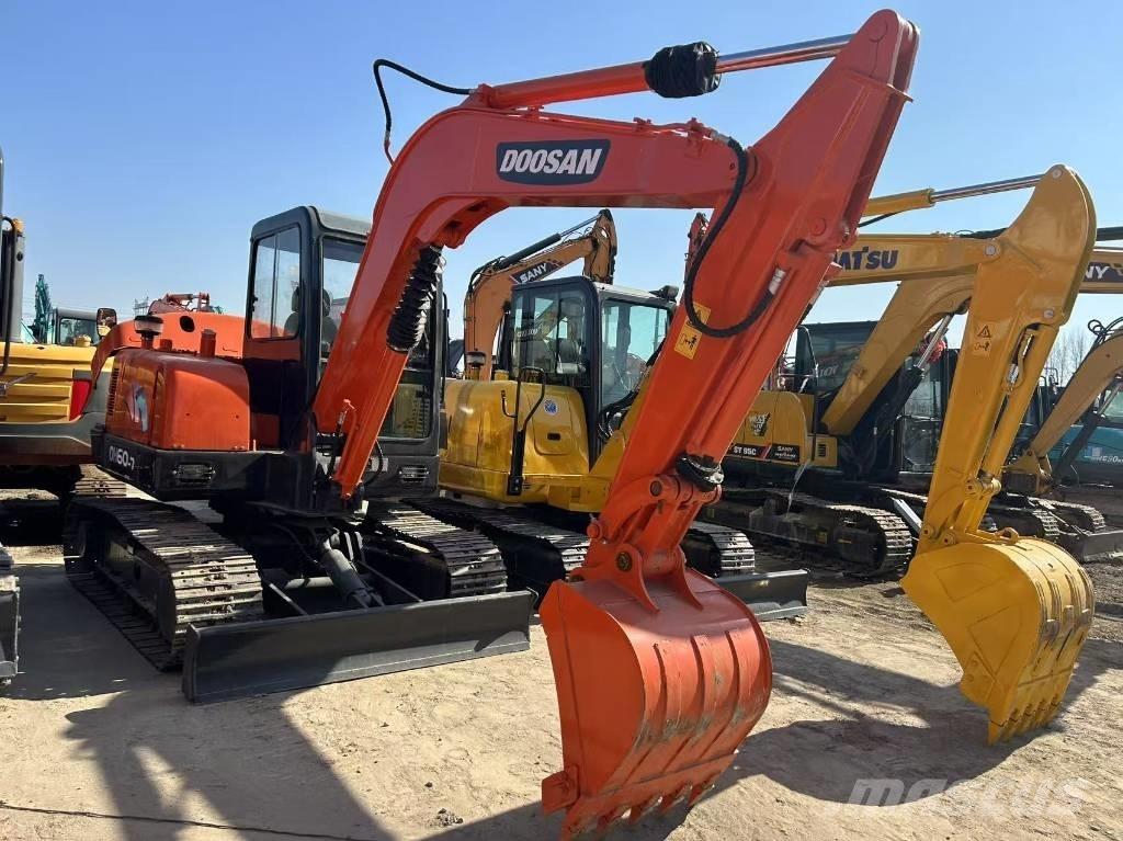 Doosan DH 55 Mini pelle < 7t