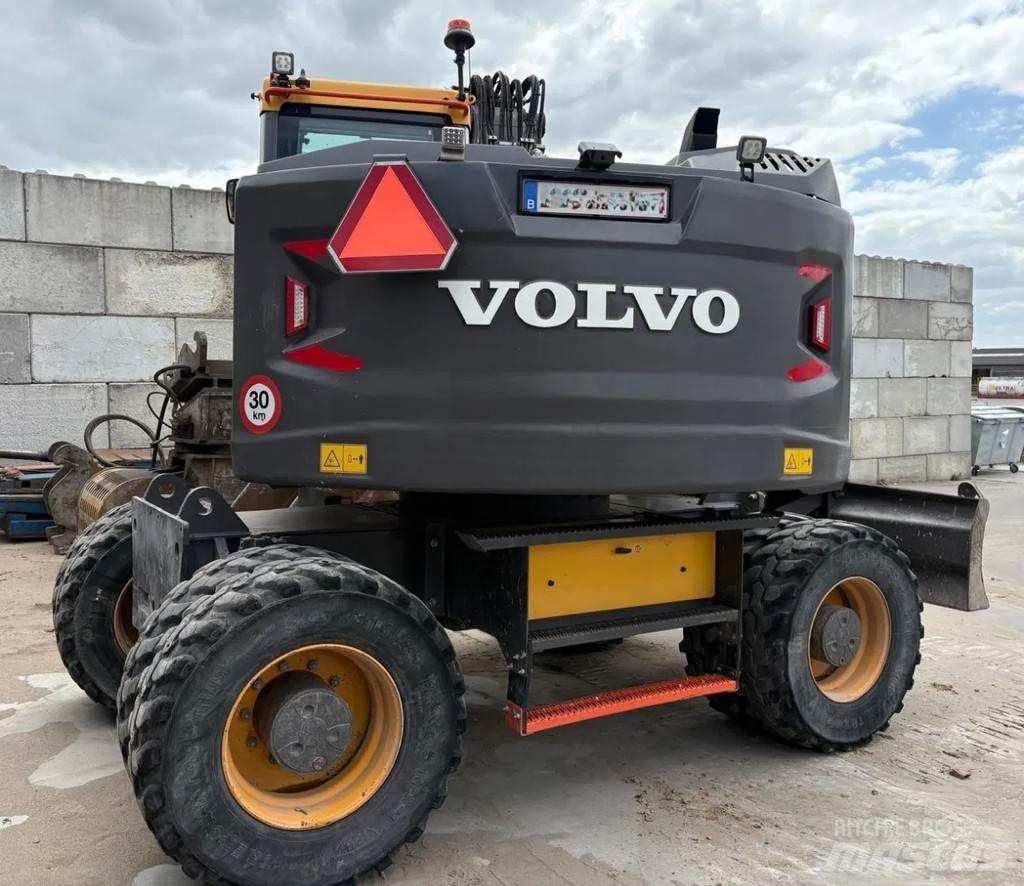 Volvo EWR150E Pelle sur pneus