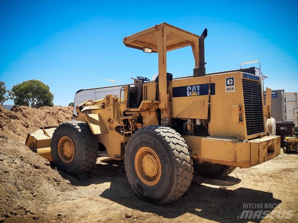 CAT 936 Chargeuse sur pneus