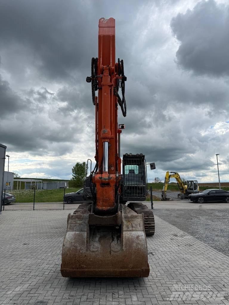 Hitachi ZX 290 Pelle sur chenilles