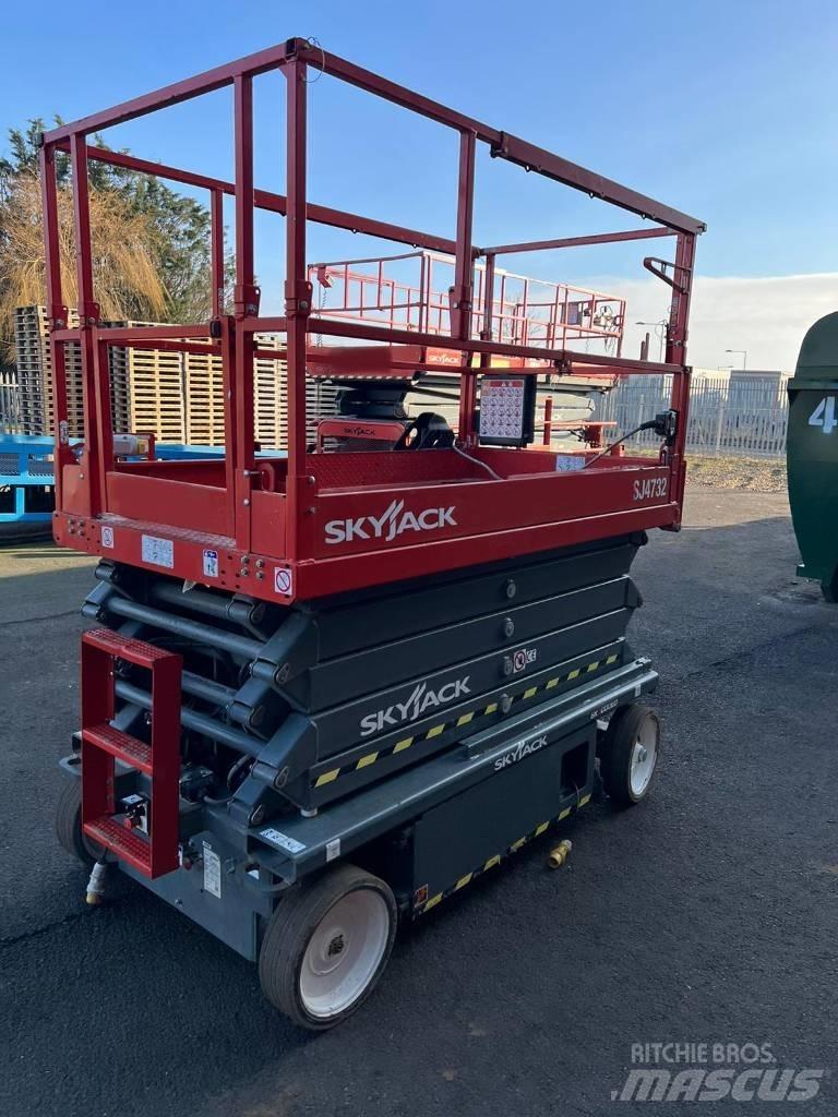 SkyJack SJ 4732 Nacelle ciseaux