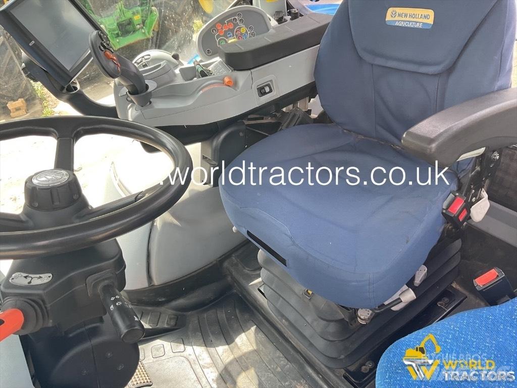 New Holland T 7.210 Tracteur