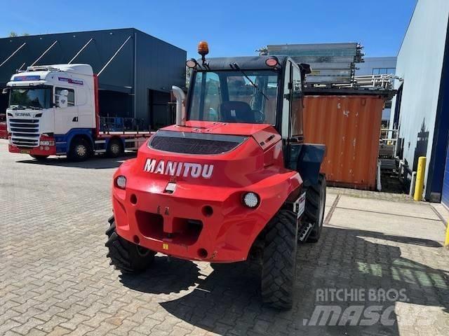 Manitou M 30.4 Chariot tout terrain
