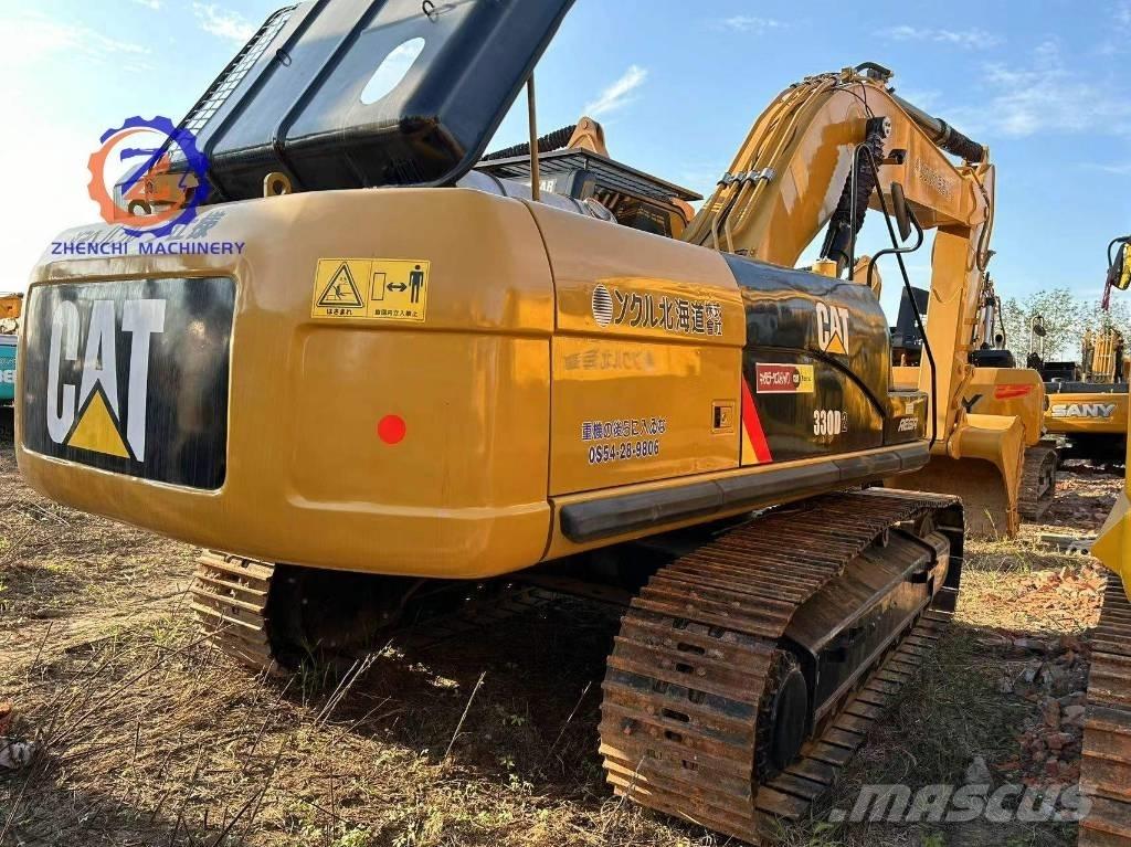 CAT 330 D2 LC Pelle sur chenilles