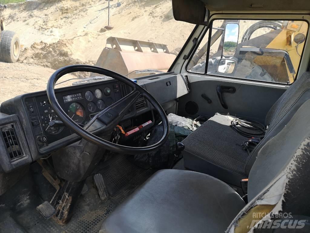 MAN L 04 Camion benne