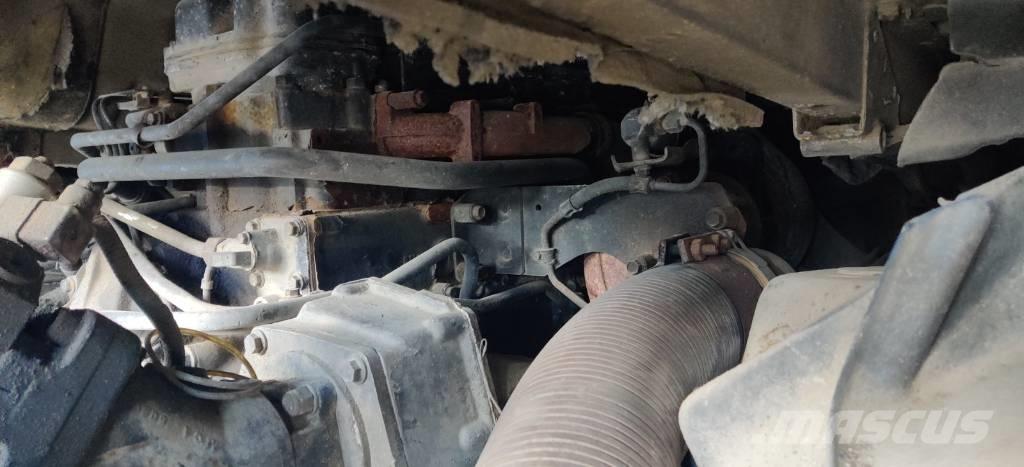 Scania R 124 GB6X4NA Camion benne