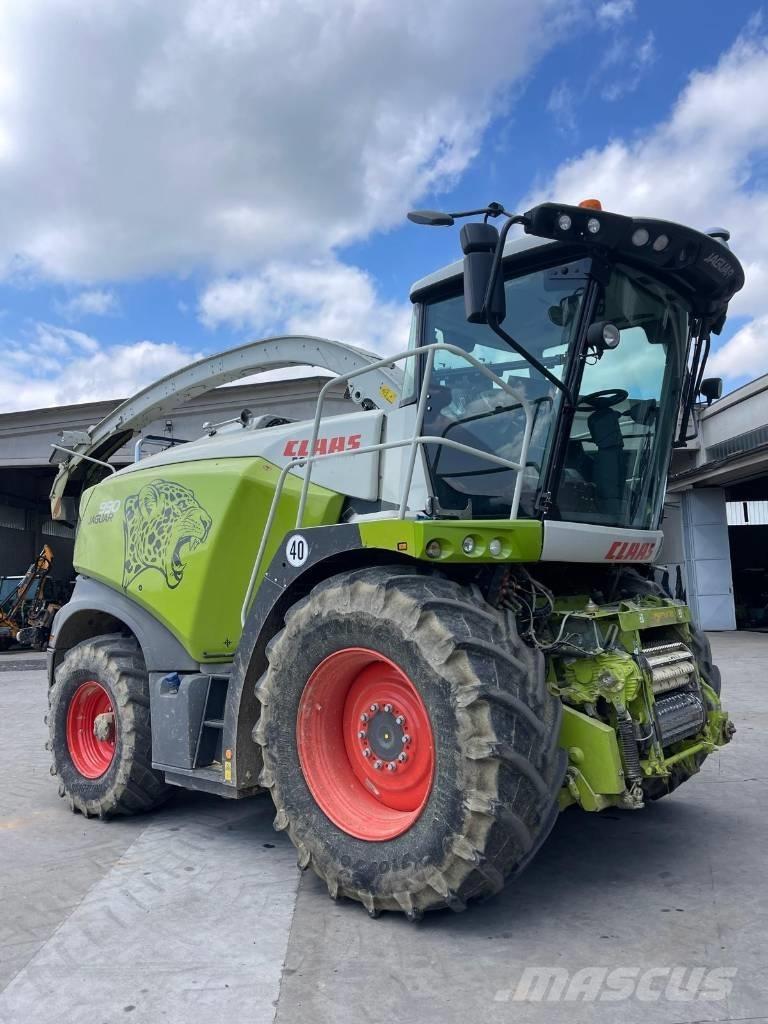 CLAAS Jaguar 990 Ensileuse automotrice