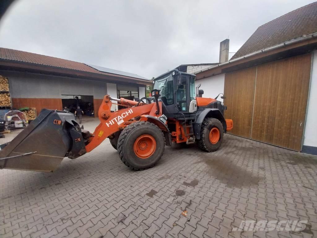 Hitachi ZW 180-5B Chargeuse sur pneus