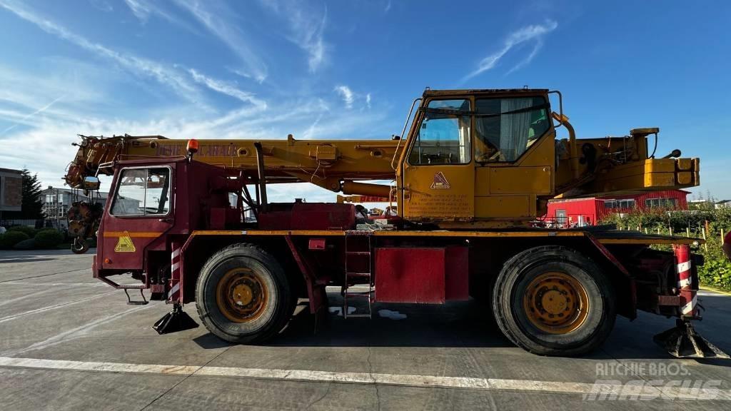 Liebherr LTM 1025 Grues tout terrain