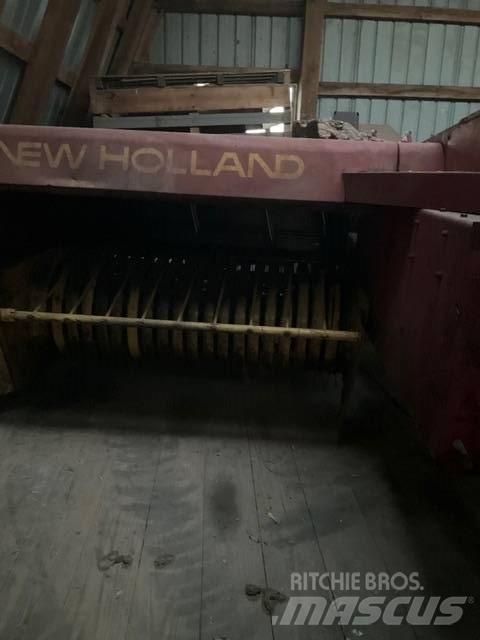 New Holland Hayliner Presse cubique