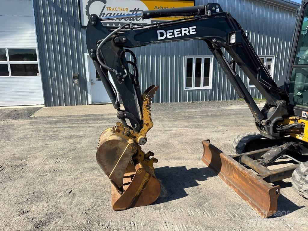 John Deere 30G Mini pelle < 7t