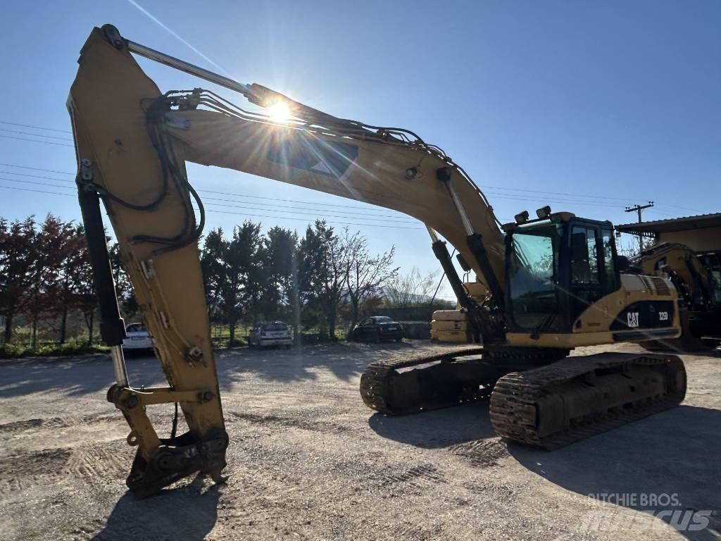 CAT 325 D L Pelle sur chenilles
