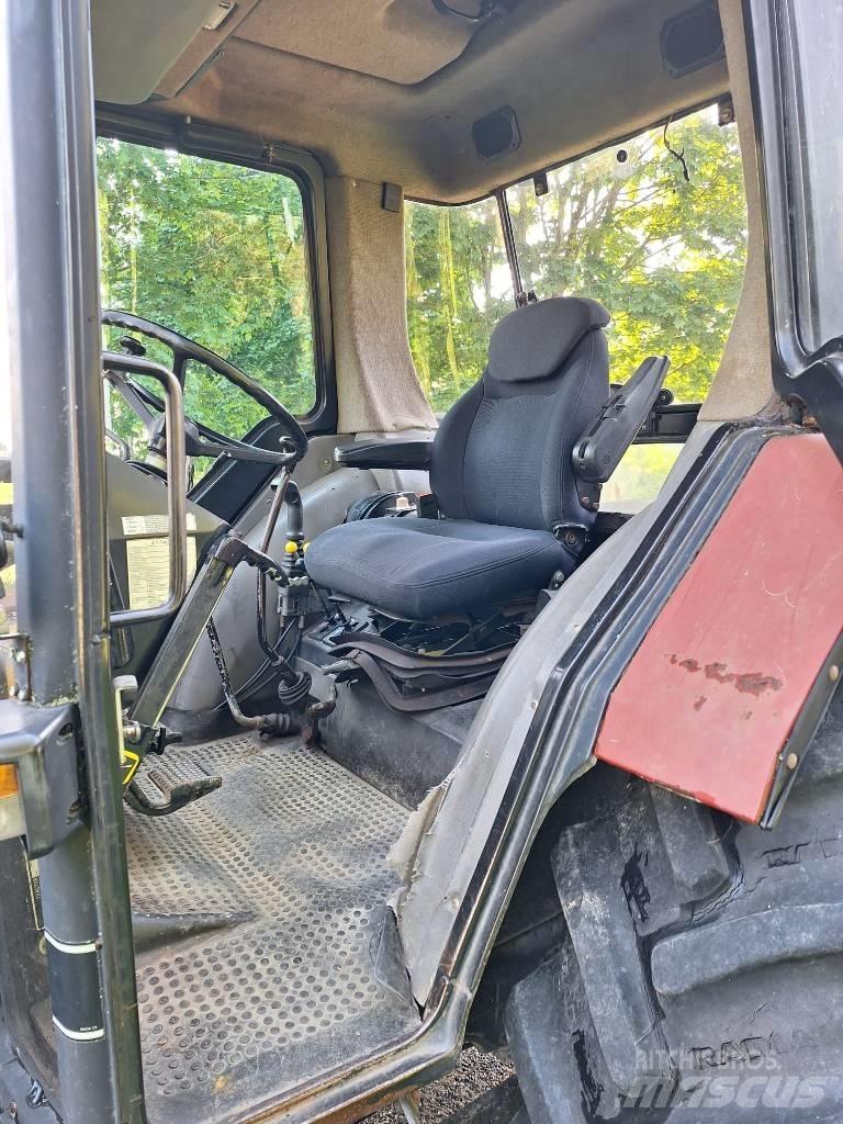Case IH 845 XL Tracteur