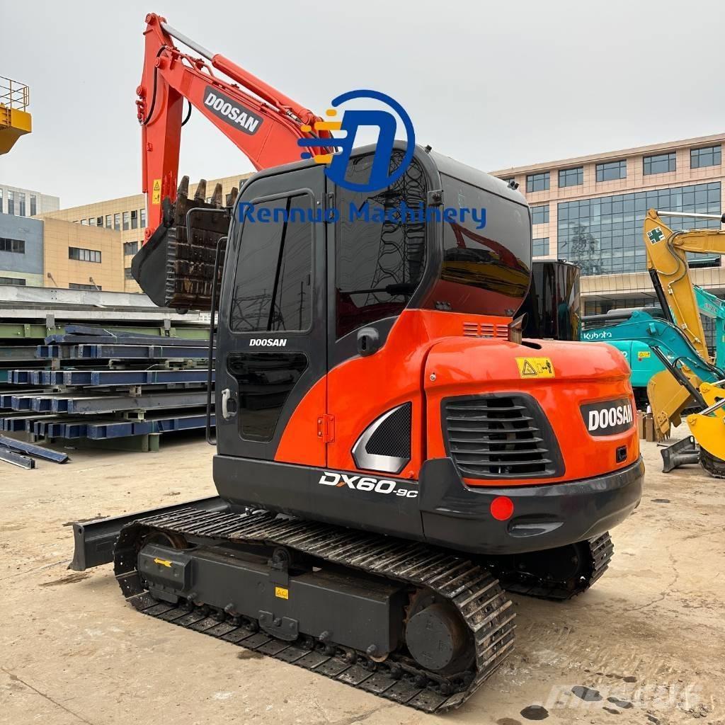 Doosan DX 60 Mini pelle < 7t