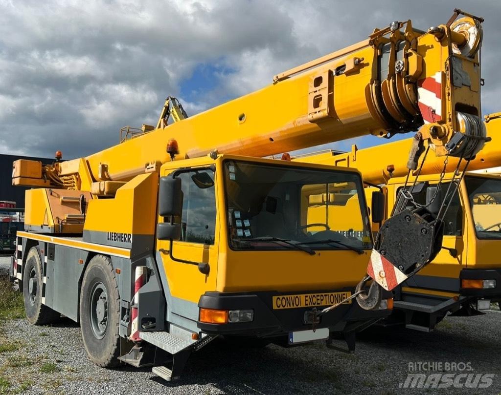 Liebherr LTM 1030-2 Grues mobiles