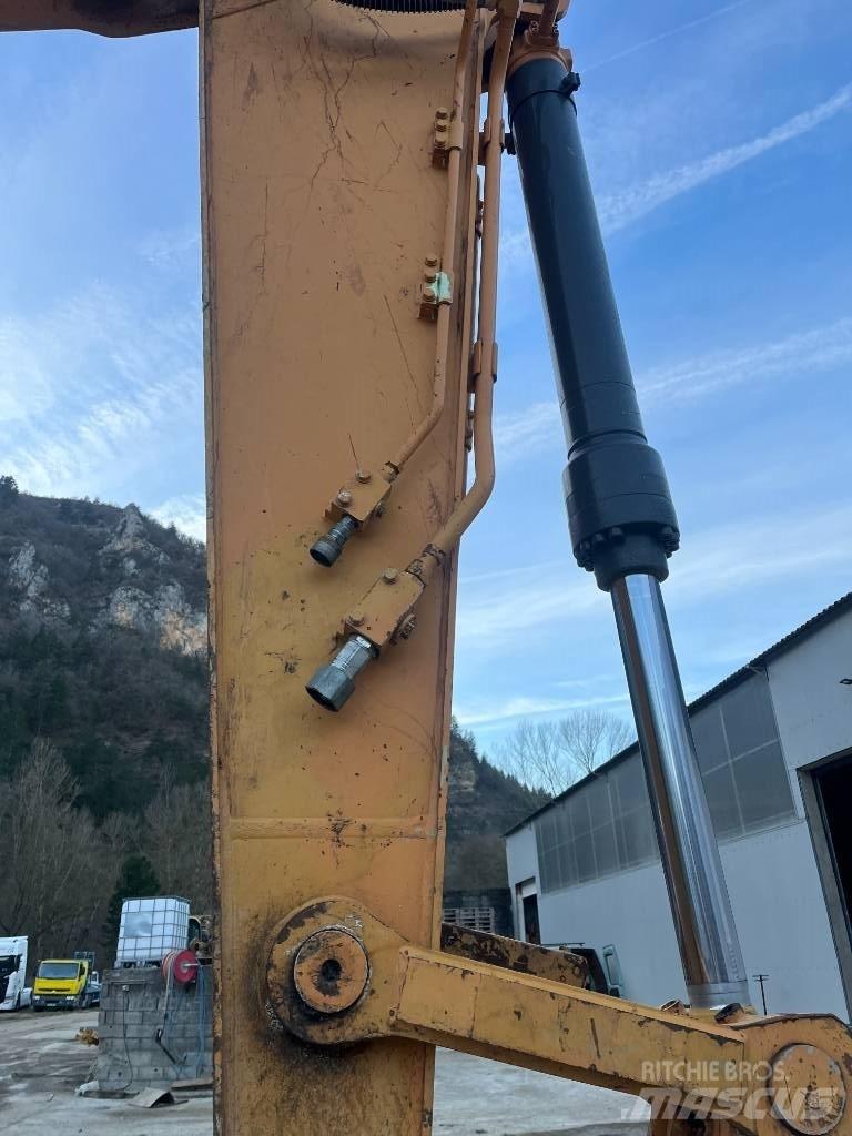 CASE CX 250 D Pelle sur chenilles